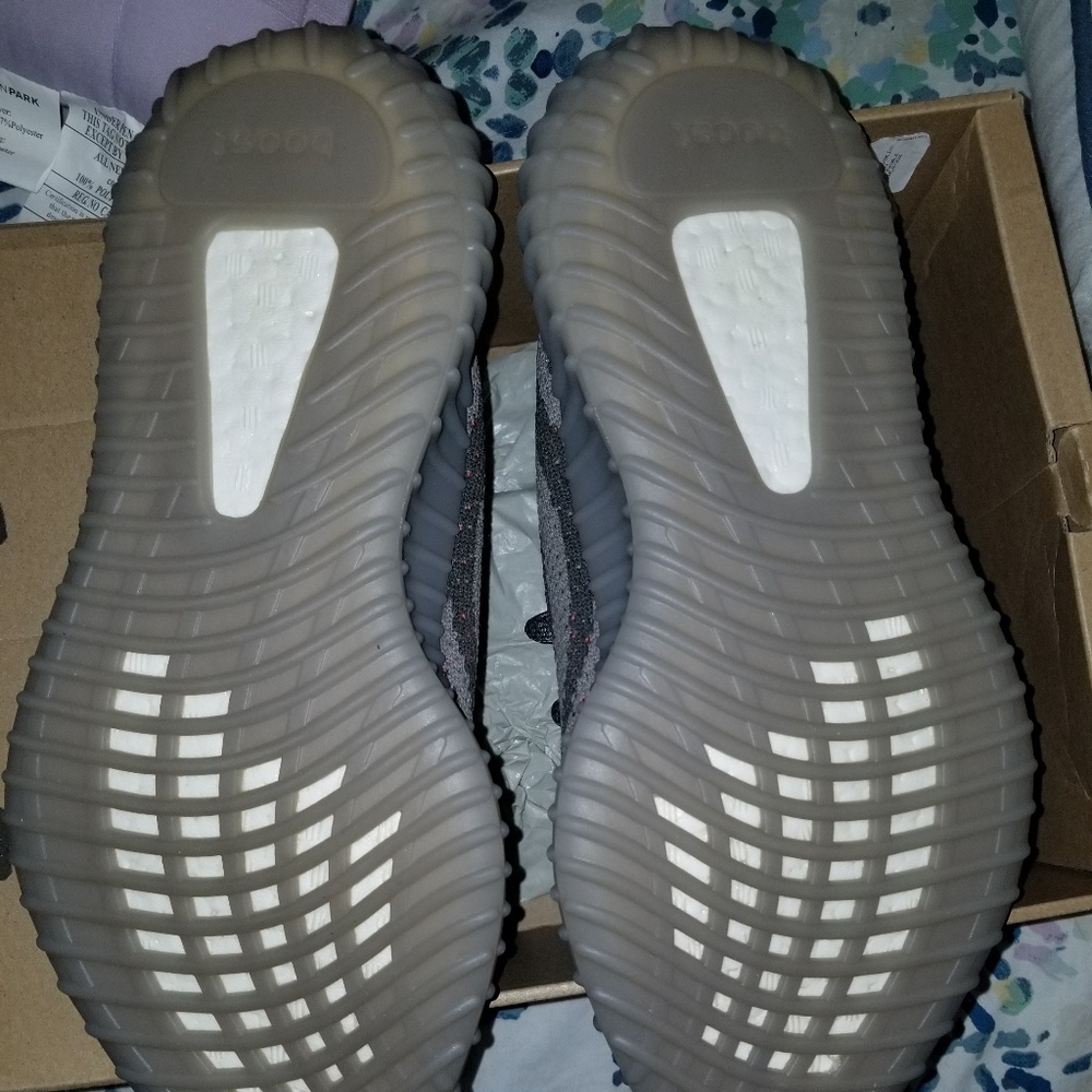 Yeezy Boost 350 V2 'Beluga'